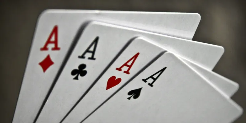 Một số lợi ích khi xào bài gian lận