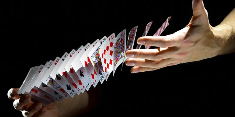 Cách xào bài gian lận của các cao thủ trong làng bài