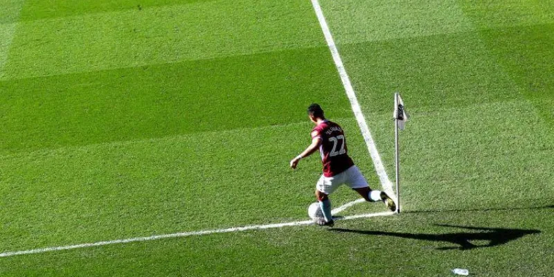 Các yếu tố ảnh hưởng đến tỷ lệ thắng kèo Phát bóng