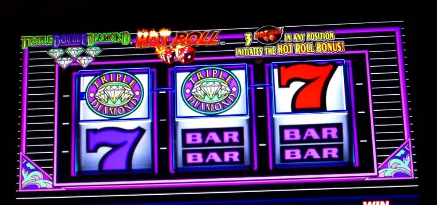 Các biểu tượng và tỷ lệ trả thưởng của Triple Diamond