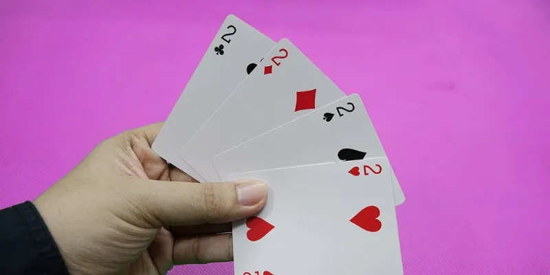 Mẹo sử dụng heo đỏ để chặt bài hiệu quả trong Tiến Lên