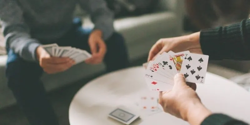 Khám phá luật chơi bài Tiến lên cơ bản