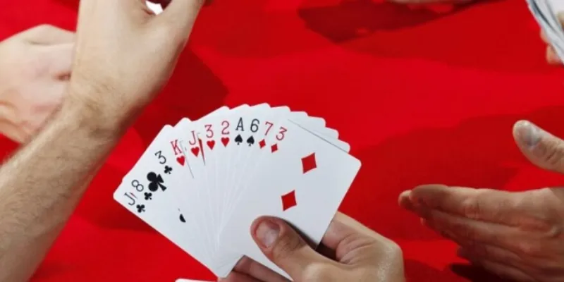 Hướng dẫn cách chơi bài tiến lên thông minh để thắng lớn