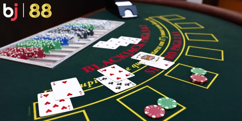 Giới thiệu chi tiết về game blackjack tại BJ88 là gì?